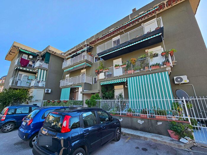 Appartamento con 5 locali in vendita in Palermo