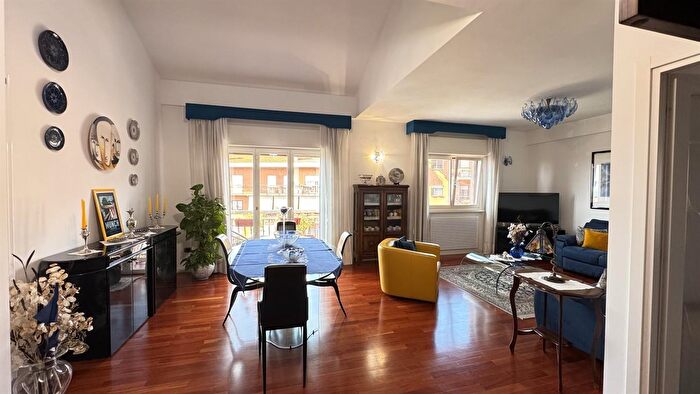 Appartamento con 5 locali in vendita in Via Antonio Vivaldi, Albano Laziale