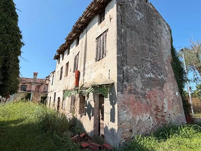 Casa trilocale in vendita in Via Palù, Pasiano Di Pordenone
