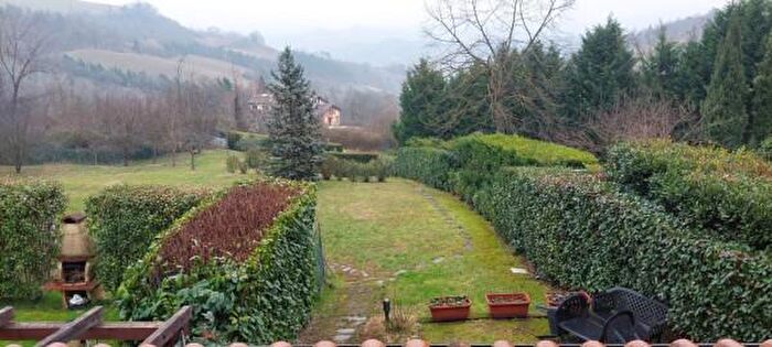 Casa con 6 locali in vendita in Monte San Pietro