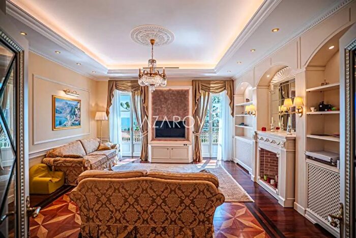 Appartamento trilocale in vendita in Ospedaletti