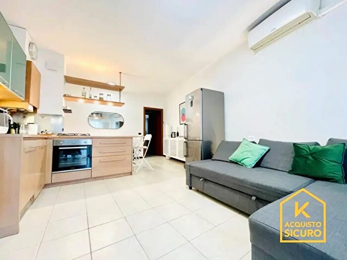 Appartamento bilocale in vendita in Via Bolzano, Milano