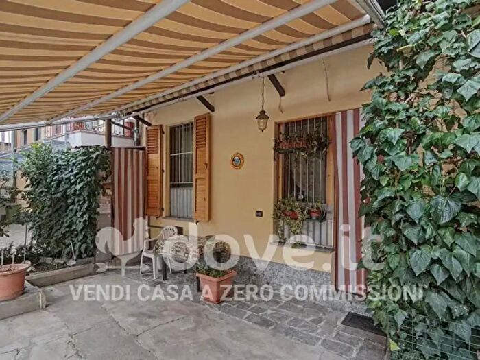 Appartamento trilocale in vendita in Via Piave, Lodi Vecchio