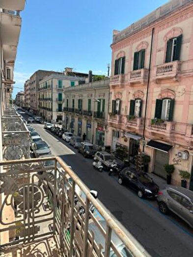 Appartamento con 5 locali in vendita in Via Nino Bixio, Messina