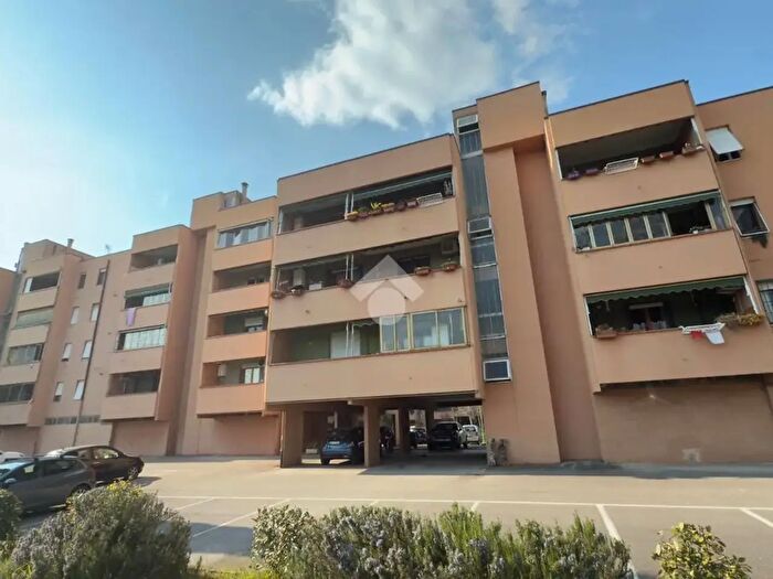 Appartamento con 5 locali in vendita in Via della Cooperazione, Scandicci