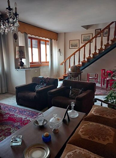 Appartamento con 5 locali in vendita in Pisa