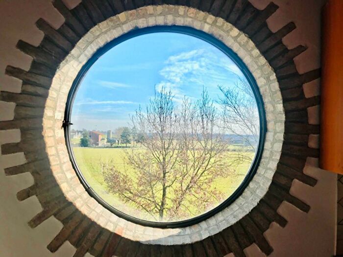 Appartamento con 5 locali in affitto in Centro, Castelnovo di Sotto