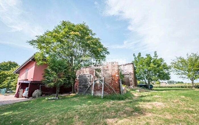 Casa quadrilocale in vendita in Via Castagnolo, San Giovanni In Persiceto