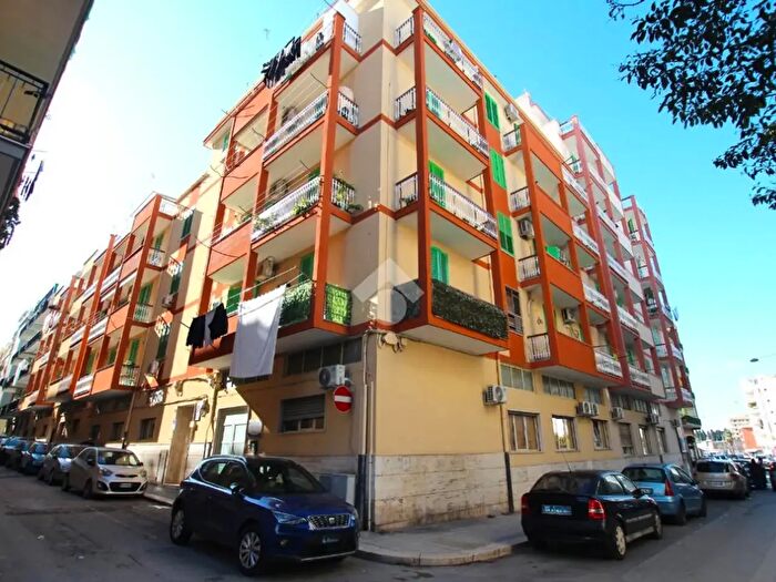 Appartamento trilocale in vendita in Via Foggia, Molfetta