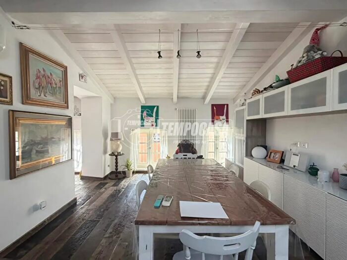 Casa con 5 locali in vendita in Via Felice Cavallotti, Massa