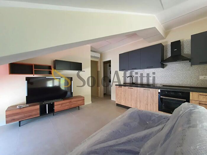 Appartamento bilocale in affitto in Viale Lucrezia della Valle, Catanzaro