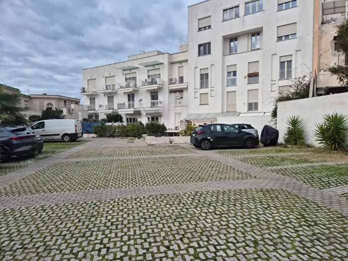 Appartamento trilocale in vendita in Torre Annunziata