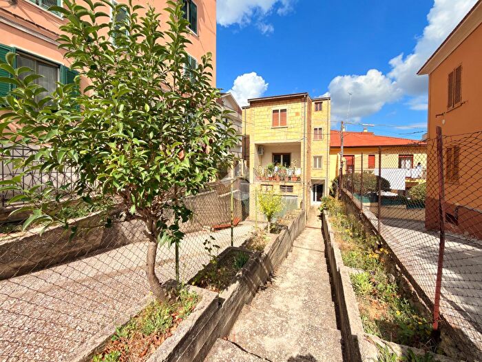 Appartamento quadrilocale in vendita in Via Alessandro Valignani, Chieti