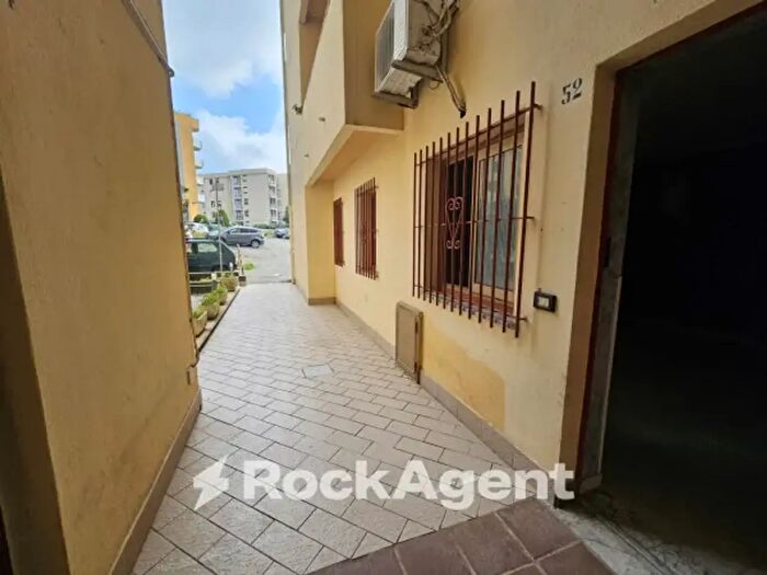 Appartamento bilocale in vendita in Traversa Barlaam da Seminara, Catanzaro