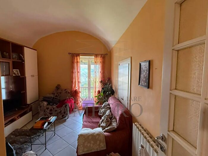 Appartamento trilocale in vendita in Via Matteotti, Perinaldo