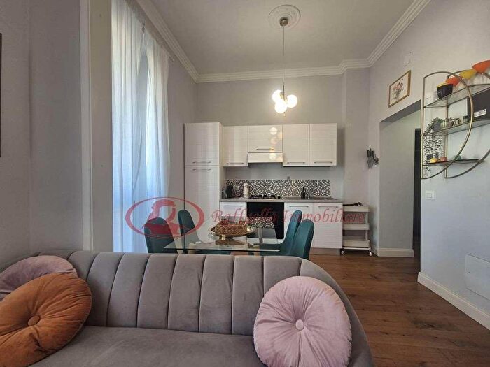 Appartamento trilocale in vendita in Via Cittadella, Firenze