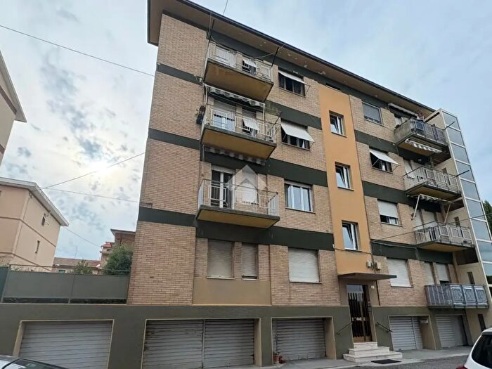 Appartamento trilocale in vendita in Via Bartolo da Sassoferrato, Ancona