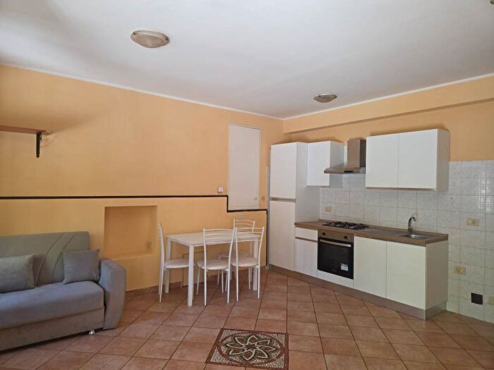 Appartamento trilocale in affitto in Via Novembre, Centro, Ceccano