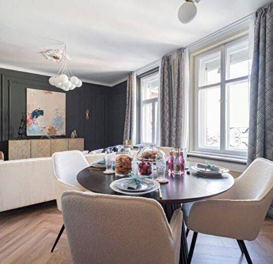 Appartamento trilocale in affitto in Corso Venezia, Palestro, Milano