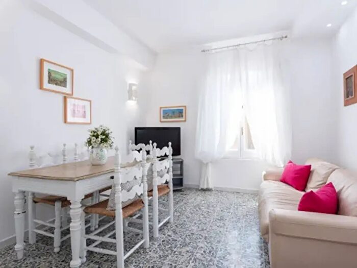 Appartamento quadrilocale in affitto in Via Santa Croce, Cagliari