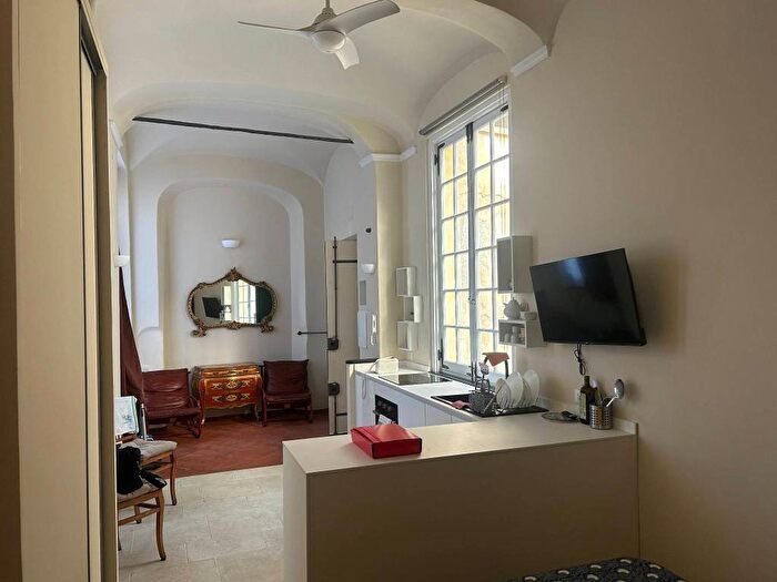 Appartamento monolocale in affitto in Vico delle Mele, Caricamento, Genova