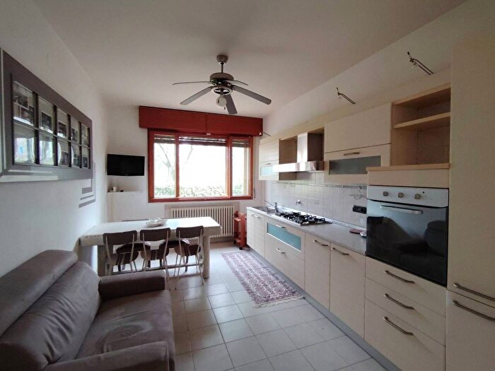 Appartamento trilocale in affitto in Via Bargello, Centro, Castenaso