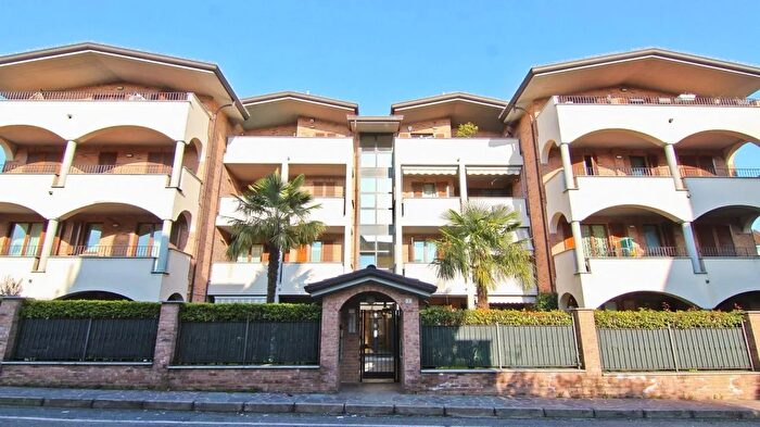 Appartamento bilocale in vendita in Via Luigi Capuana Barlassina, Barlassina