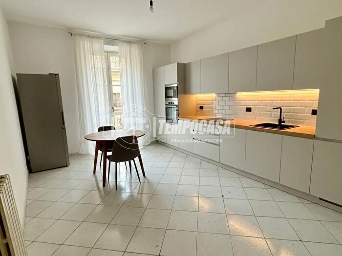 Appartamento bilocale in vendita in Via Consalvo, Napoli