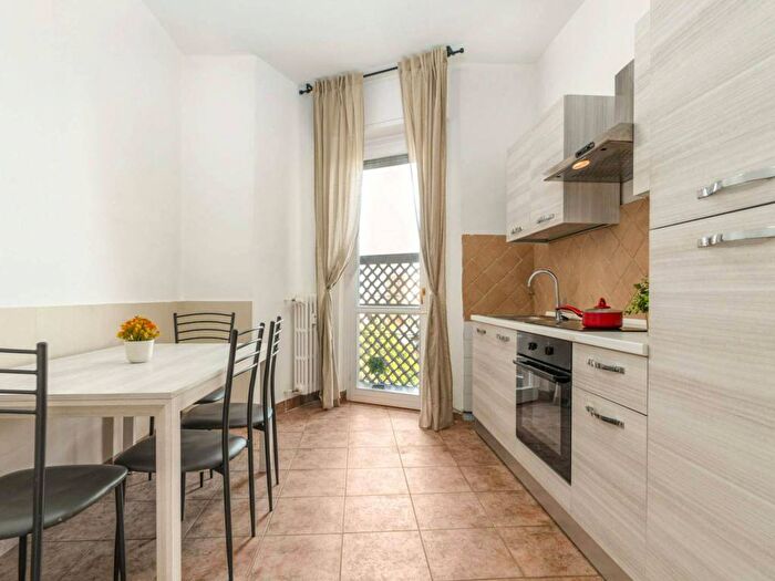 Appartamento quadrilocale in affitto in Via dei Pioppi, Centro, Cesano Boscone