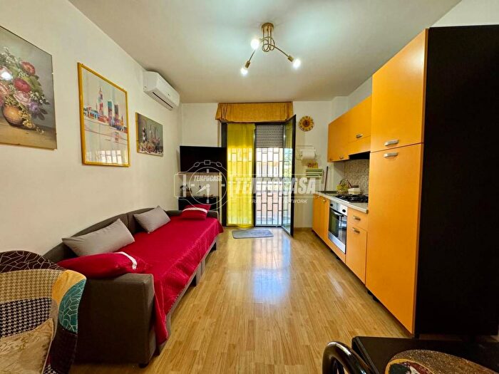 Appartamento monolocale in affitto in Via Antonio Niccolini, Via Ruggiero, Caserta