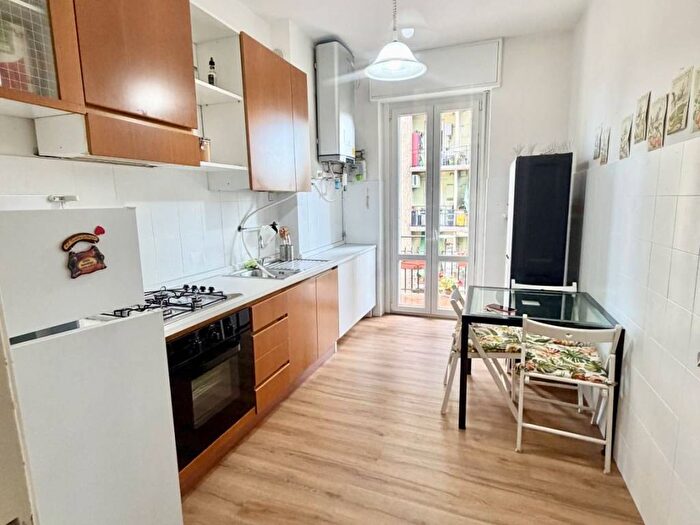 Appartamento trilocale in affitto in Via Edoardo Chinotto, Piazzale Siena, Milano