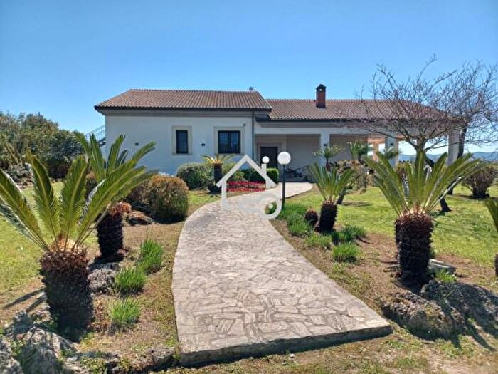 Casa trilocale in vendita in Via Molino di Mare, Capaccio
