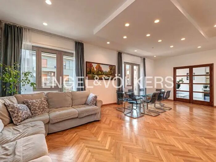 Appartamento quadrilocale in vendita in Viale Filippo Turati, Lecco