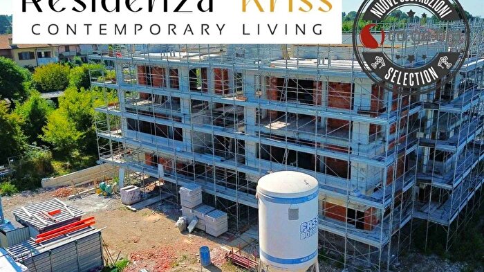 Appartamento trilocale in vendita in Via Vittorio Emanuele Lazzate, Lazzate