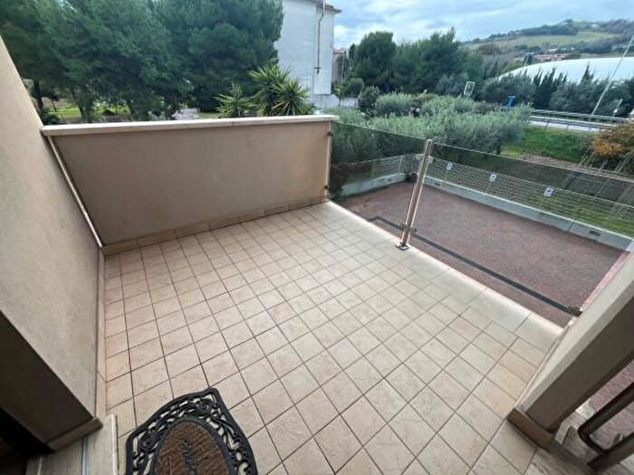 Appartamento trilocale in vendita in Via Giovanni da Verrazzano, Fermo