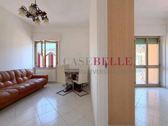 Appartamento con 7 locali in vendita in Massarosa