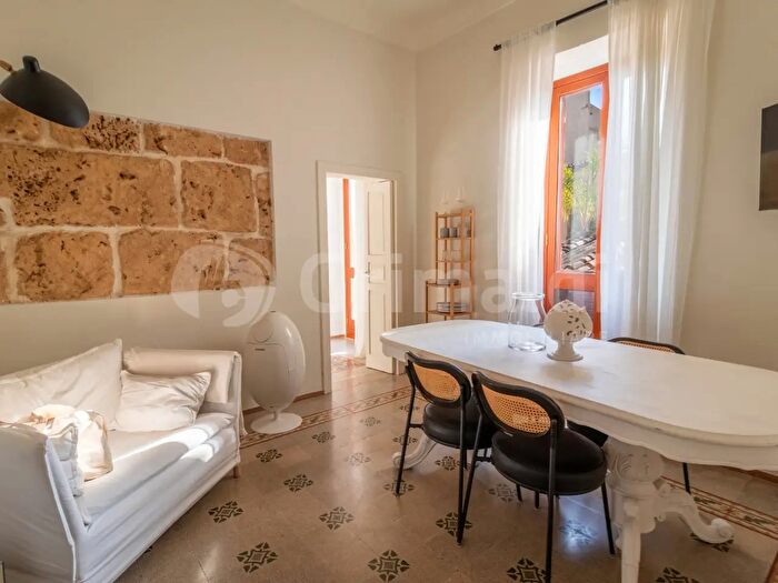 Casa quadrilocale in vendita in Noto