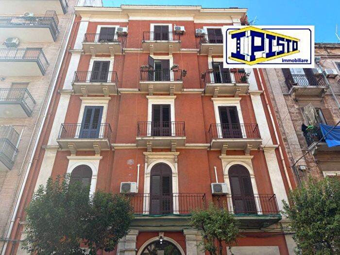 Appartamento bilocale in affitto in Via Dante Alighieri, Borgo, Taranto