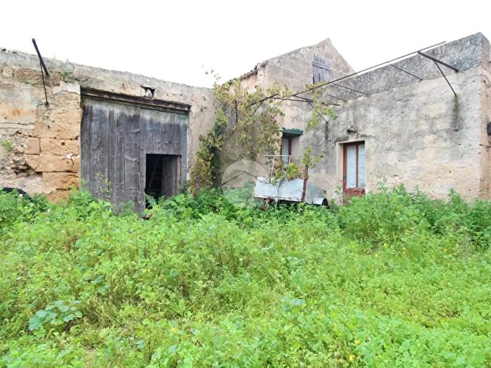 Appartamento con 5 locali in vendita in Via Strada Nuova, Misiliscemi