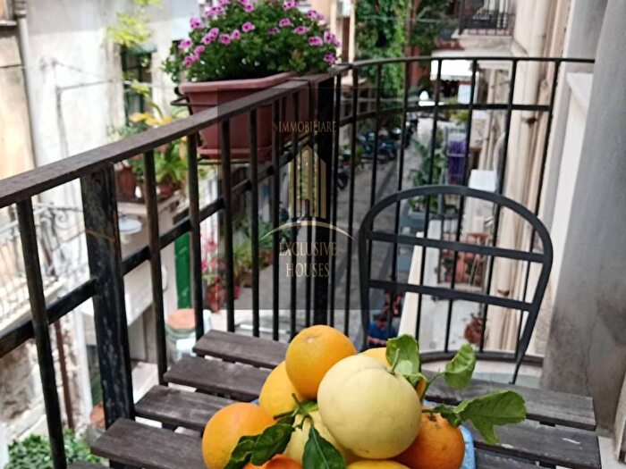Appartamento bilocale in affitto in via calapitrulli, Centro, Taormina