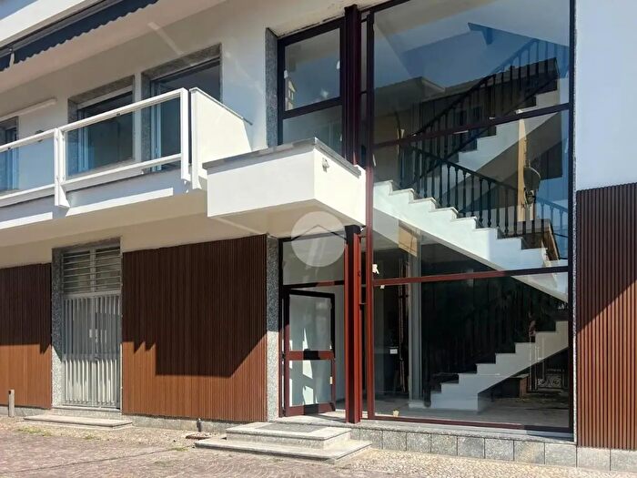 Appartamento trilocale in vendita in Via Repubblica, Cabiate