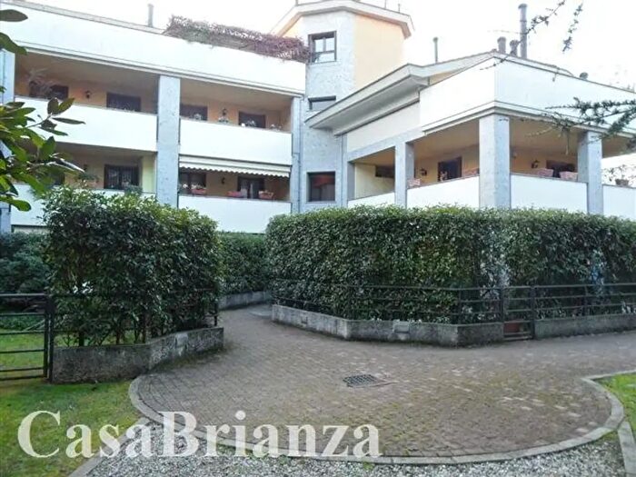 Appartamento bilocale in affitto in Biassono