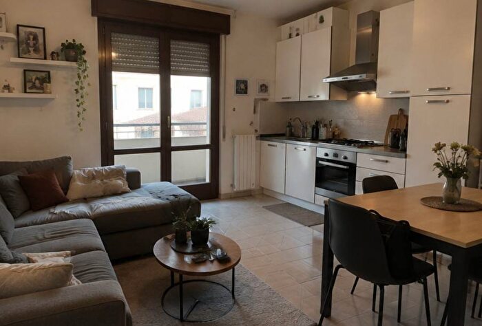 Appartamento bilocale in affitto in Via dei Mille, Loggia Garibaldi, Brescia
