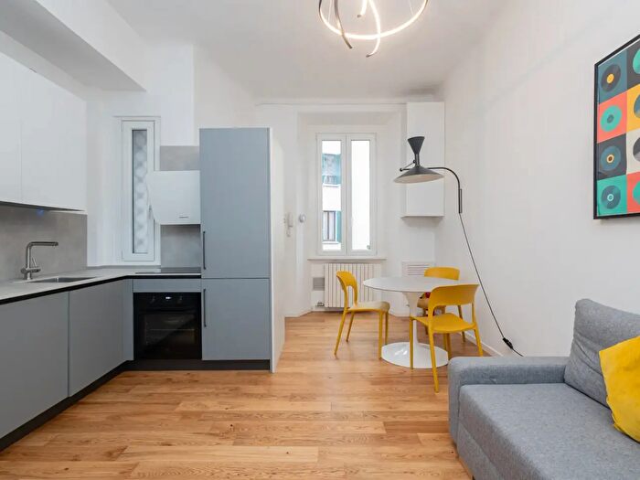 Appartamento bilocale in vendita in Milano