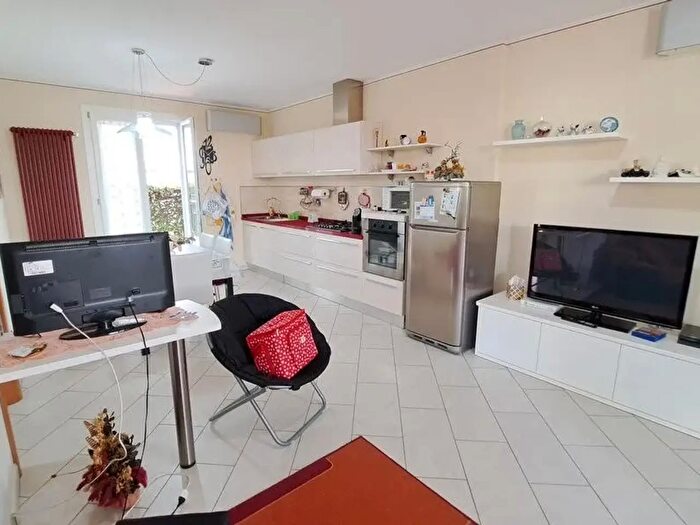 Casa quadrilocale in vendita in Rosignano Marittimo