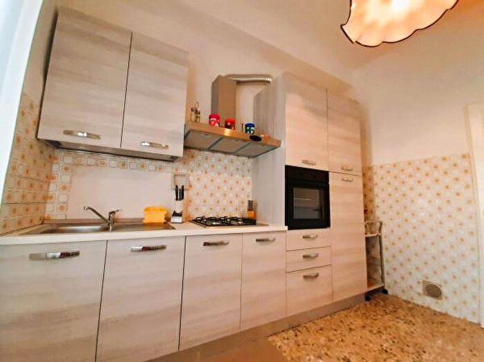 Appartamento quadrilocale in vendita in Lungarno Dante Alighieri, Empoli