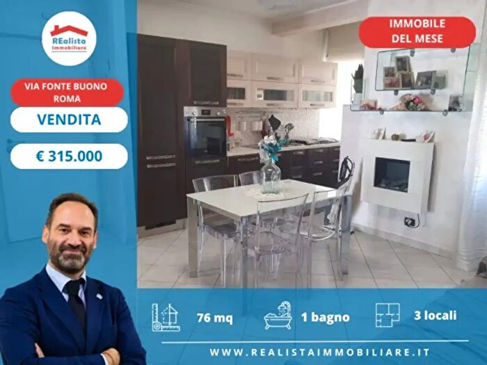 Appartamento trilocale in vendita in Via Fonte Buono, Roma