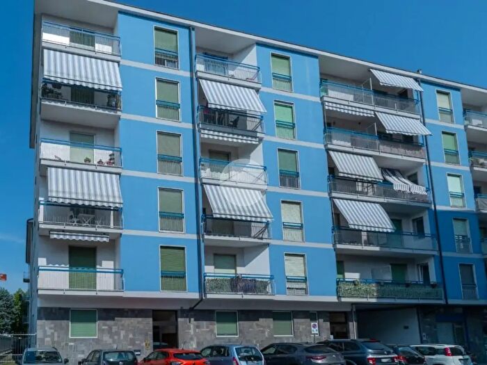 Appartamento trilocale in vendita in Via Paleologi, Chivasso