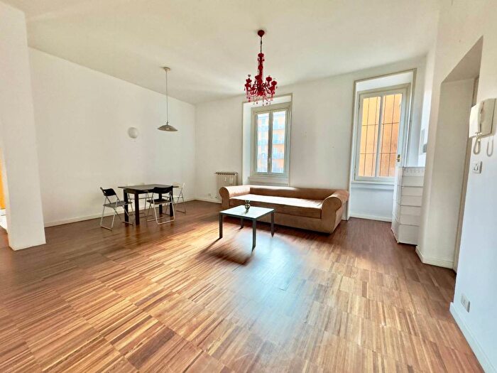 Appartamento quadrilocale in affitto in Via Giulio e Corrado Venini, Centrale, Milano