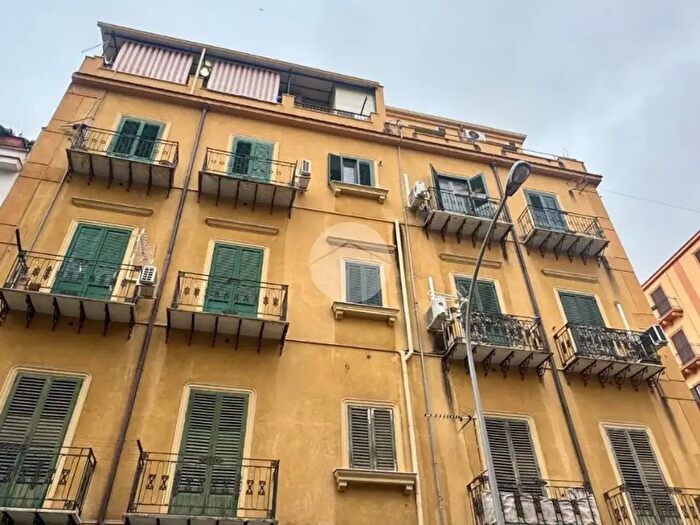 Appartamento bilocale in affitto in Via Alessio Narbone, Palermo